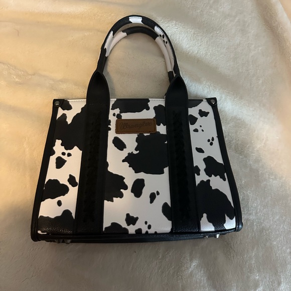 Wrangler Handbags - Wrangler Cow Print Purse!